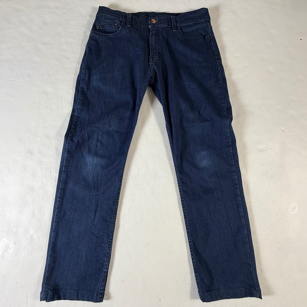 Mugsy Jeans Mens 33x30 Studio Blue Straight Leg Dark Wash Style FLX3NSB - Picture 3 of 9